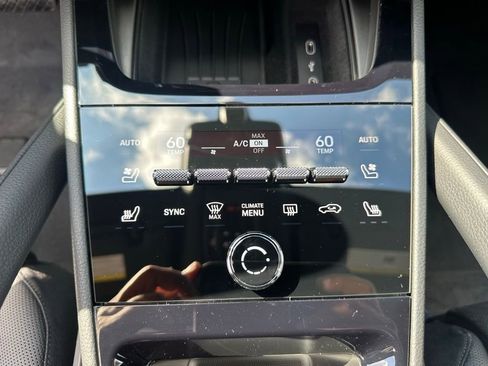 New 2026 Porsche Cayenne AWD/4WD image 25