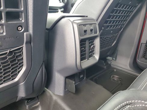 New 2026 Ford Bronco Badlands image 29