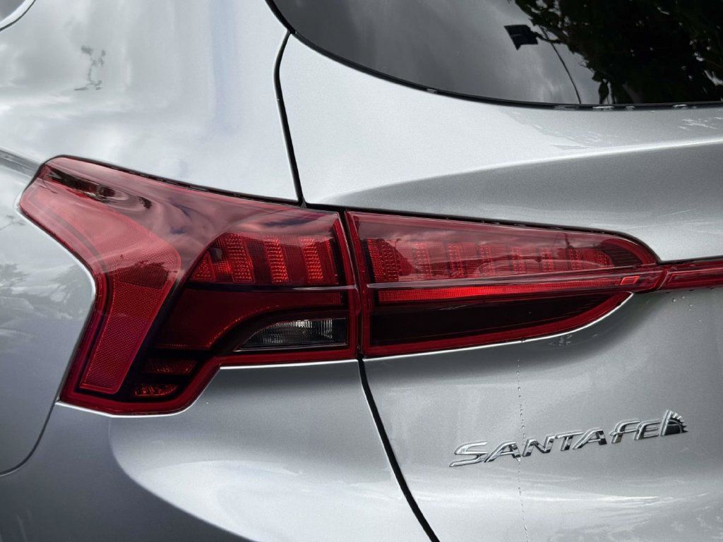 Used 2022 Hyundai Santa Fe SEL AWD/4WD image 10
