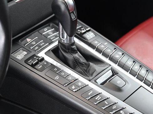 Used 2018 Porsche Macan GTS image 34