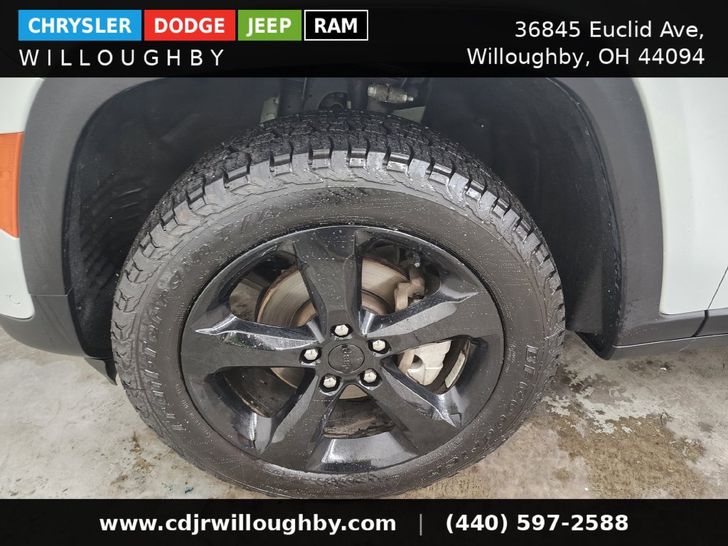 Used 2023 Jeep Grand Cherokee Limited w/ Luxury Tech Group II AWD/4WD image 41