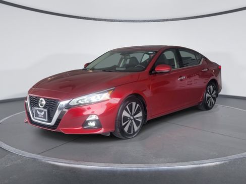 Used 2020 Nissan Altima 2.5 SV FWD image 4