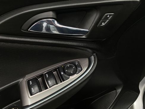 Used 2020 Chevrolet Malibu LT image 27