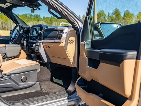 Certified 2023 Ford F150 XLT image 12