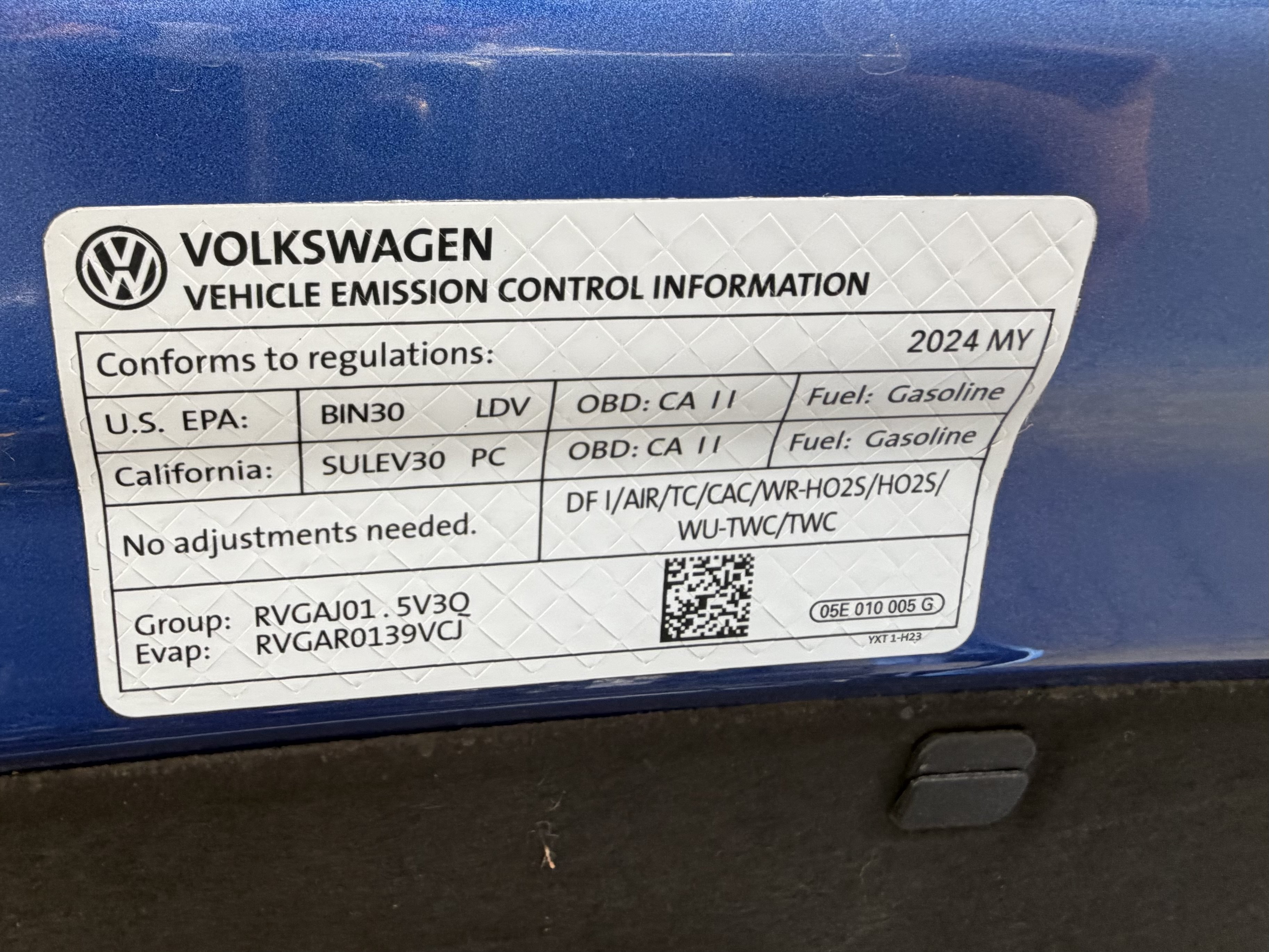 Used 2024 Volkswagen Jetta SE FWD image 35