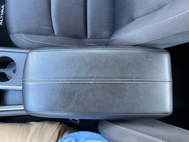 Used 2025 Nissan Altima 2.5 SV FWD image 20