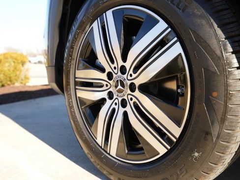 Certified 2023 Mercedes-Benz EQB 300 4MATIC image 14