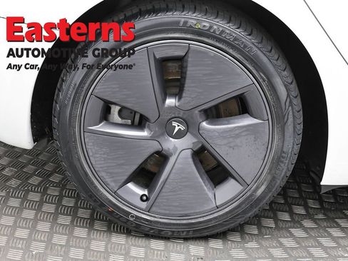 Used 2023 Tesla Model 3 Standard Range image 27