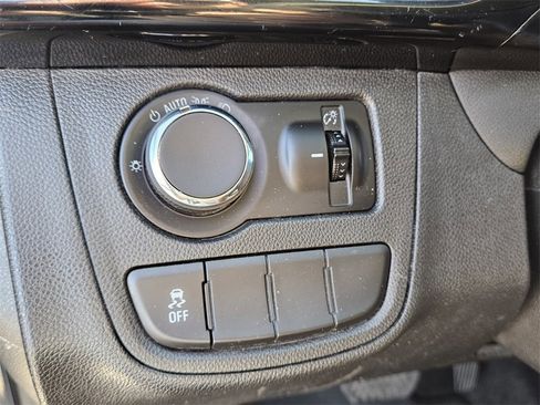 Used 2020 Chevrolet Spark LT image 28