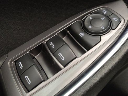 Used 2018 Chevrolet Malibu LT image 27