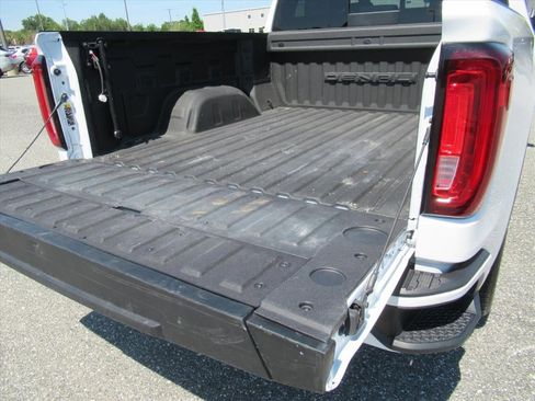 Used 2024 GMC Sierra 1500 Denali w/ Denali Reserve Package AWD/4WD image 33
