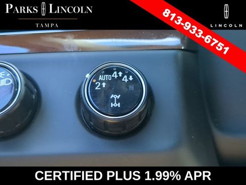 Used 2018 Cadillac Escalade Luxury AWD/4WD image 26