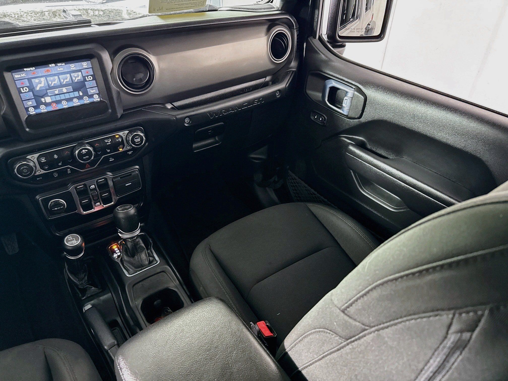 Used 2021 Jeep Wrangler Unlimited Sport AWD/4WD image 23