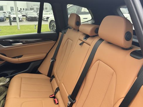 Used 2024 BMW X3 xDrive30i w/ Premium Package AWD/4WD image 32