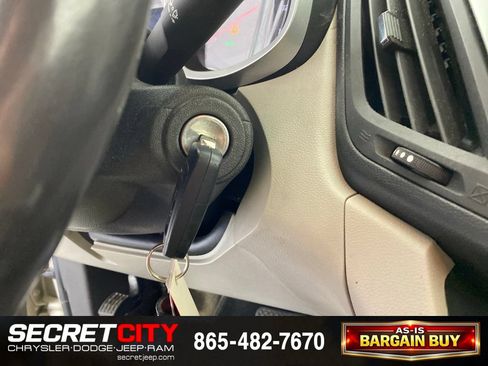 Used 2010 Chevrolet Equinox LT w/ Chrome Appearance Package AWD/4WD image 16