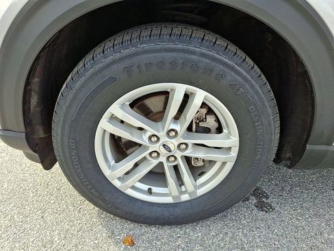 Certified 2020 Ford Explorer XLT w/ Equipment Group 202A image 29