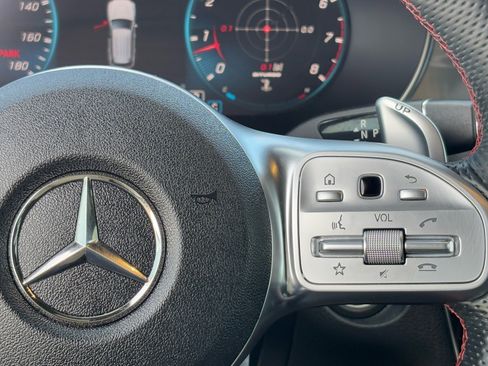 Used 2022 Mercedes-Benz GLC 43 AMG 4MATIC image 22