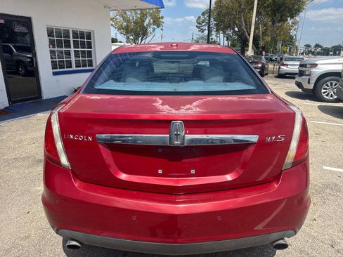 Used 2009 Lincoln MKS FWD image 4