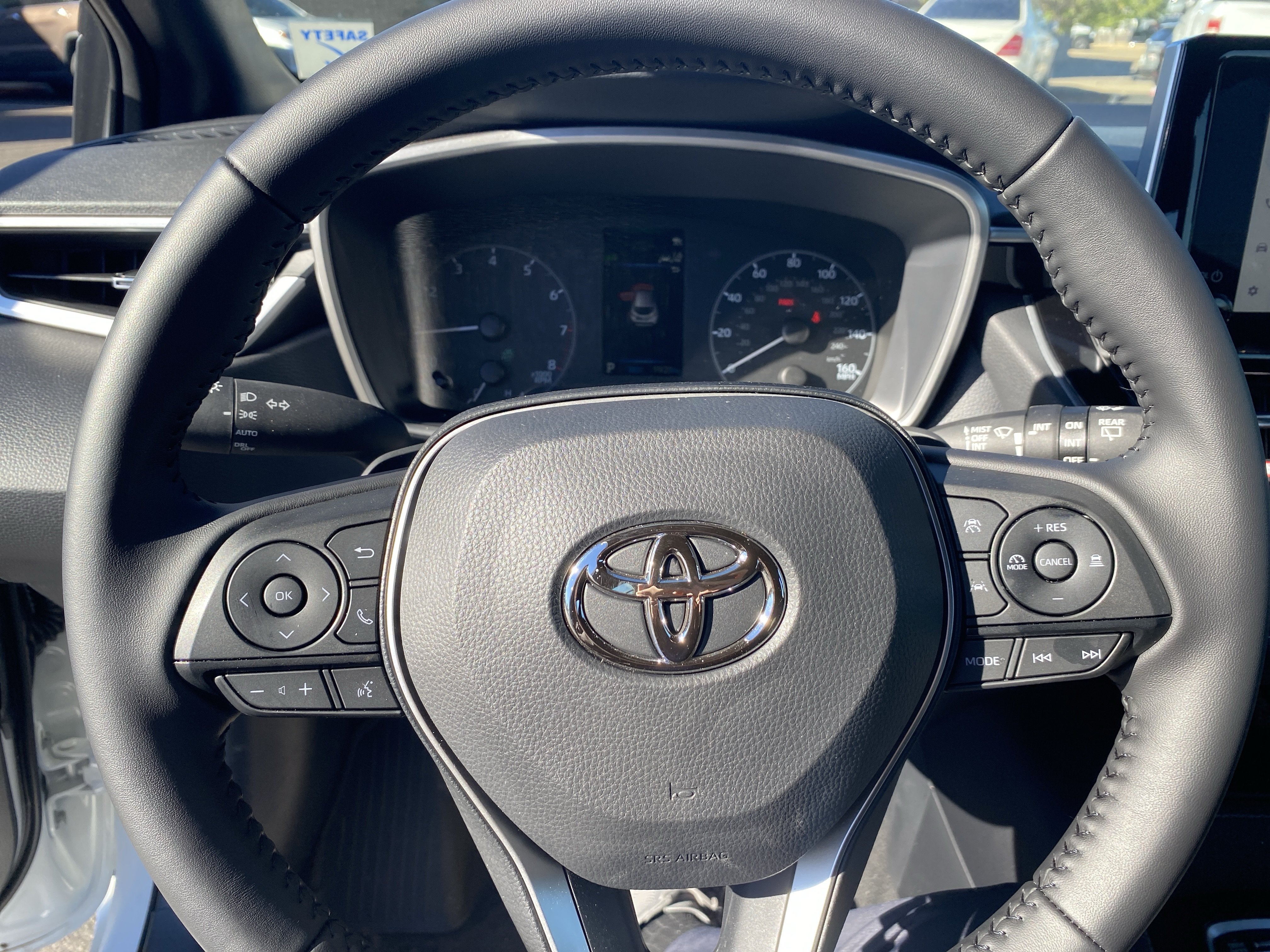 Used 2026 Toyota Corolla SE FWD image 11