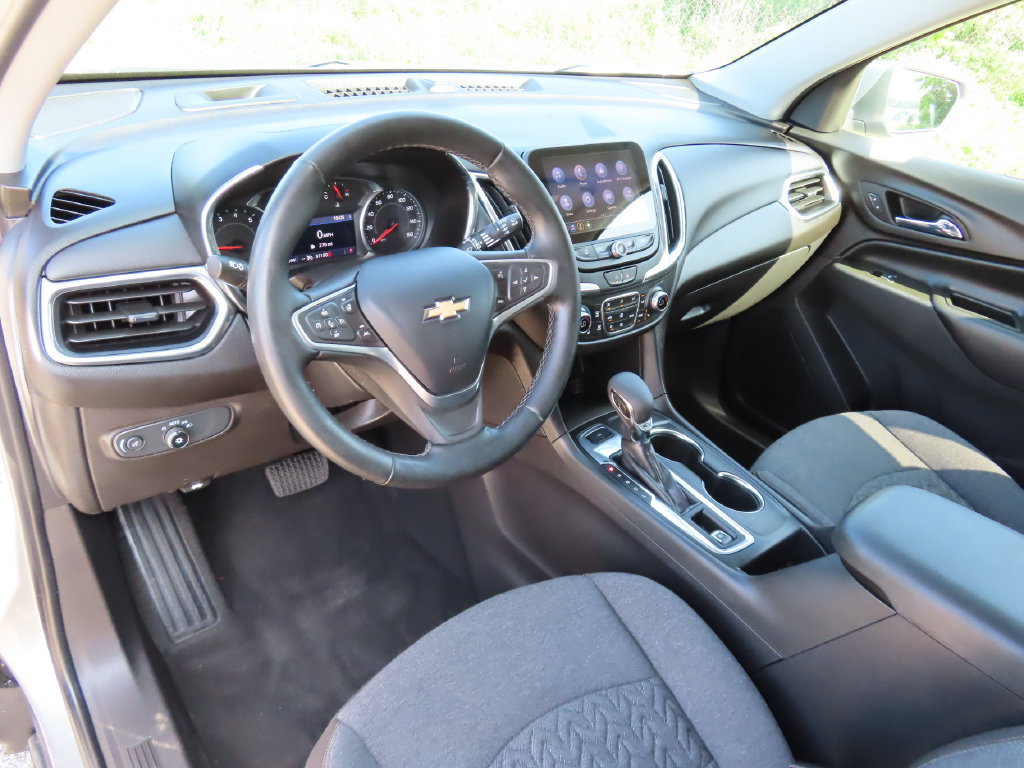 Used 2023 Chevrolet Equinox LT AWD/4WD image 26