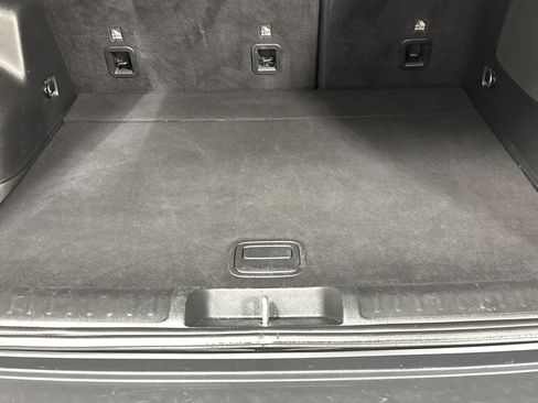 Used 2020 Jeep Cherokee Limited w/ Technology Group image 27