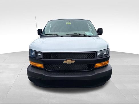 New 2026 Chevrolet Express 3500 Extended w/ Driver Convenience Package RWD image 11