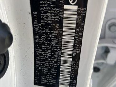 Certified 2024 Toyota Corolla LE image 10