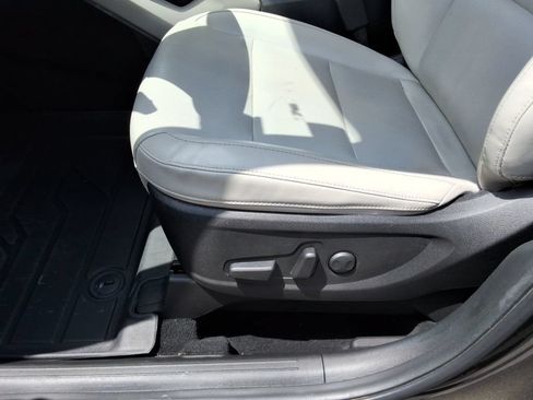 Used 2020 Kia Telluride S FWD image 24