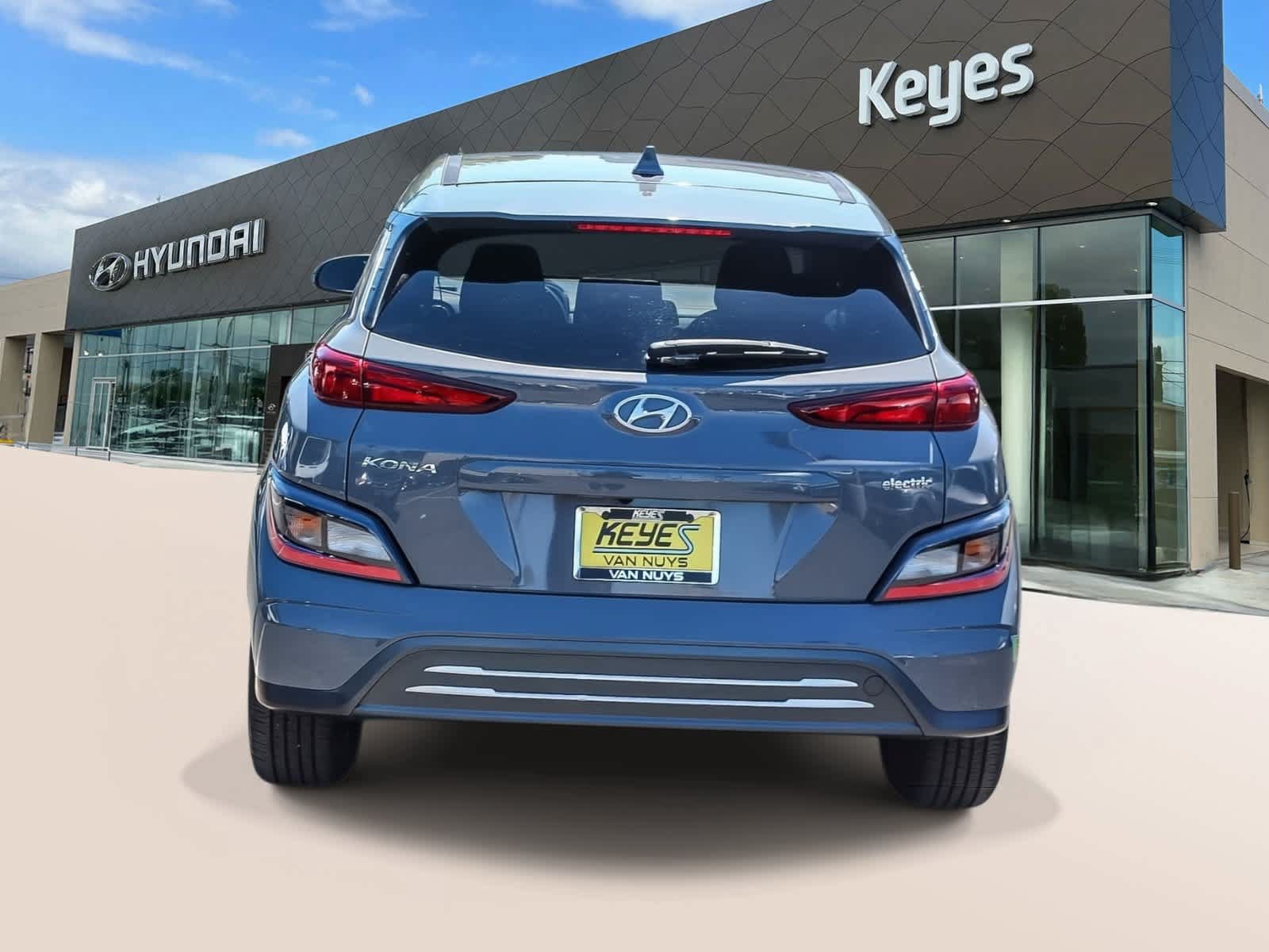 Certified 2023 Hyundai Kona SE FWD image 6