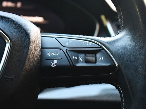 Used 2018 Audi SQ5 Premium Plus w/ S Sport Package image 26