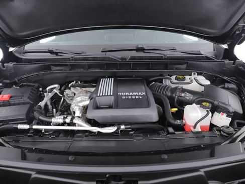 Used 2024 GMC Yukon SLT AWD/4WD image 15