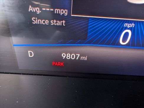 Used 2025 Volkswagen Jetta SE w/ Sunroof Package FWD image 36