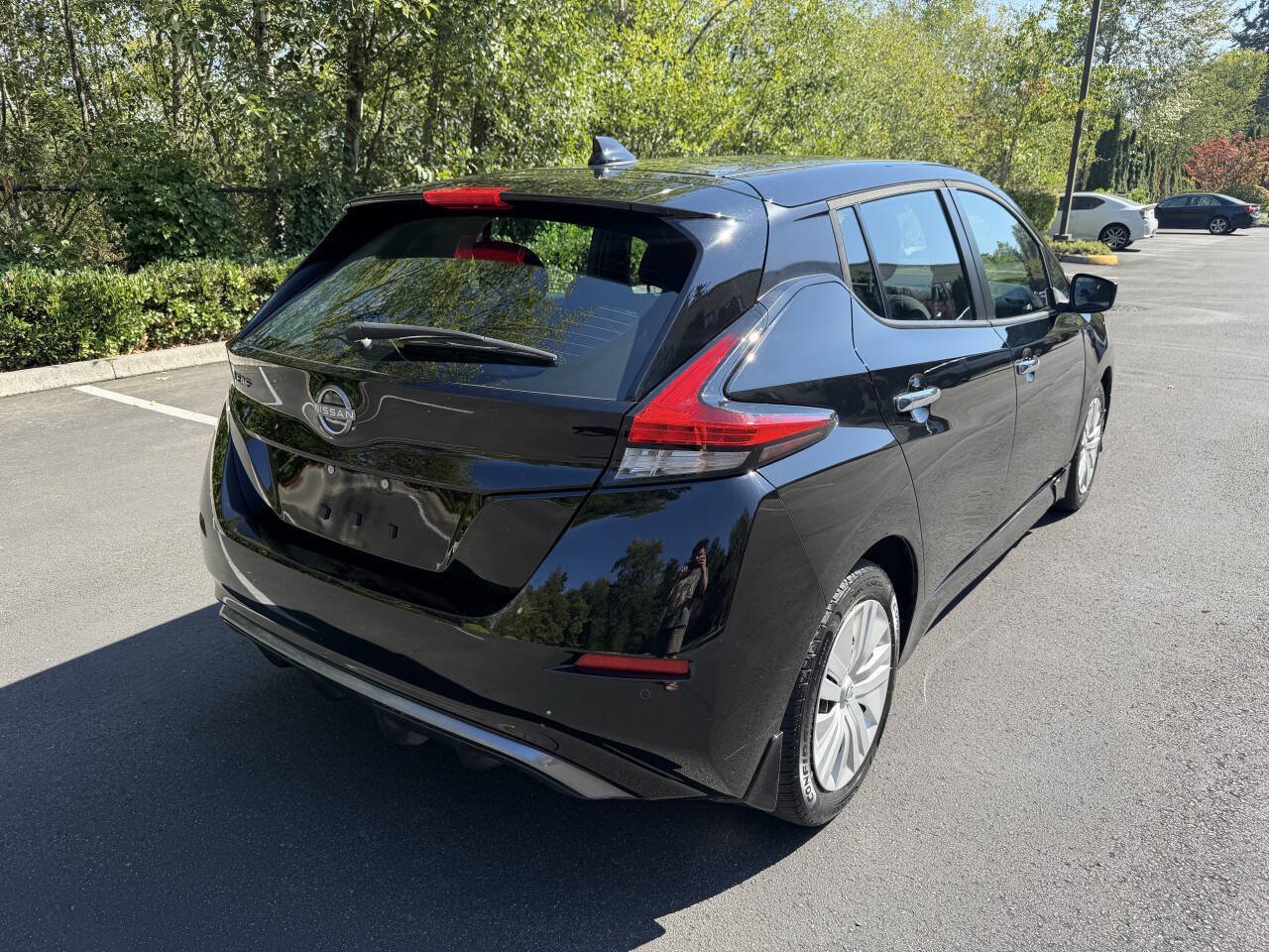 Used 2023 Nissan Leaf S FWD image 5