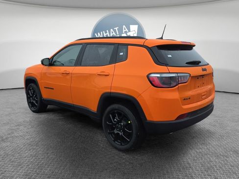 New 2026 Jeep Compass Latitude w/ Sun and Sound Group image 6