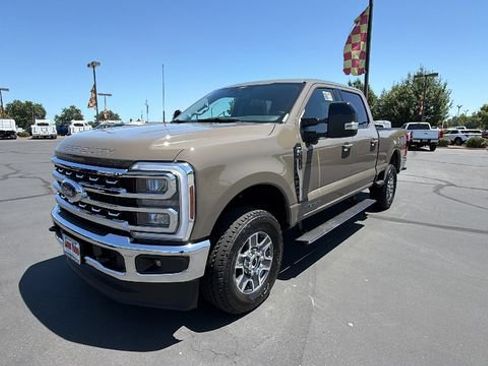New 2026 Ford F250 Lariat w/ FX4 Off-Road Package AWD/4WD image 1