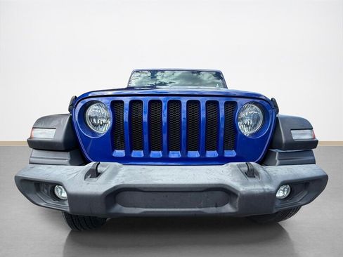 Used 2018 Jeep Wrangler Unlimited Sport S AWD/4WD image 9