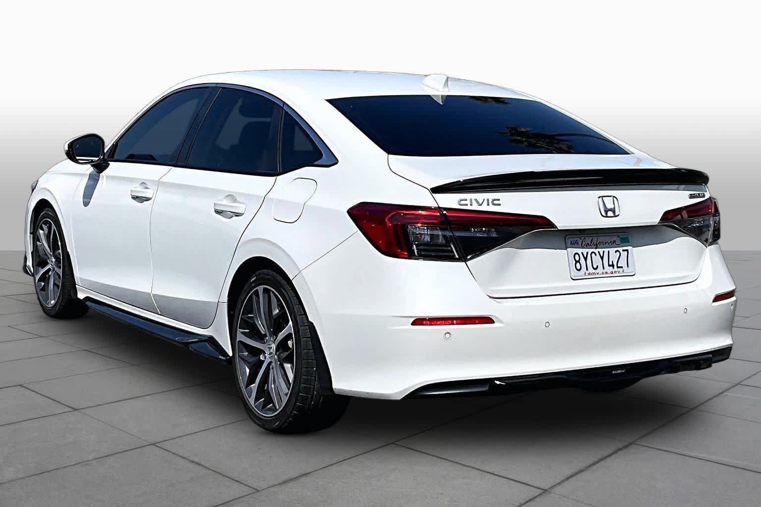 Used 2022 Honda Civic Touring image 11