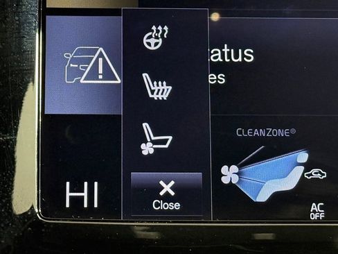 Used 2017 Volvo XC90 T6 Inscription w/ Vision Package image 45