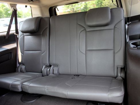 Used 2017 GMC Yukon XL Denali w/ Open Road Package image 17