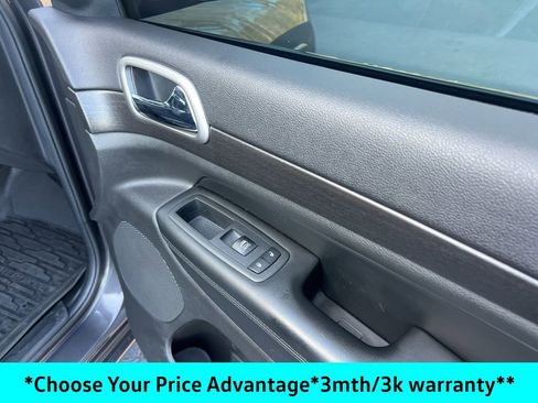 Certified 2017 Jeep Grand Cherokee Altitude image 24