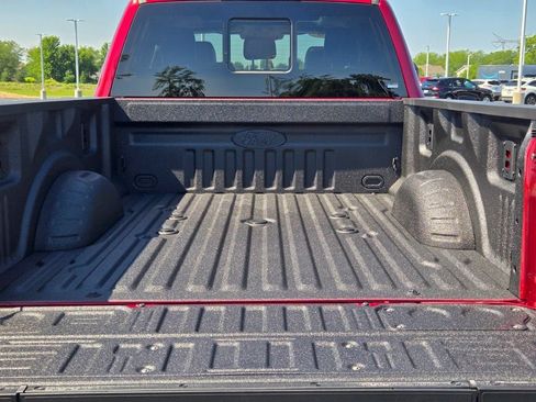 New 2026 Ford F250 Lariat w/ Black Appearance Package AWD/4WD image 18