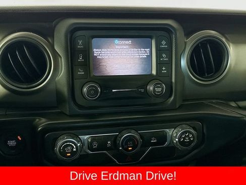 Used 2021 Jeep Wrangler Sport AWD/4WD image 17