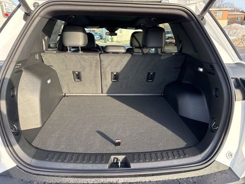 New 2026 Chevrolet Equinox LT w/ Convenience Package II image 13