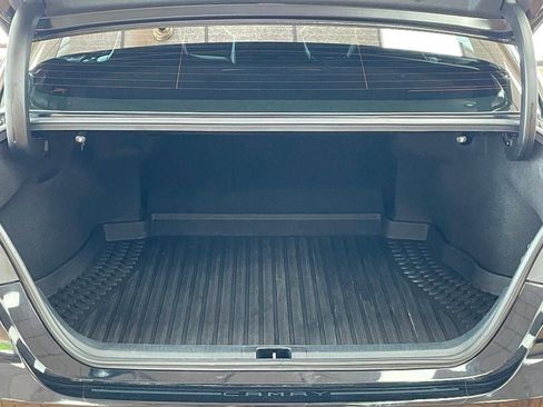 Used 2022 Toyota Camry LE FWD image 17