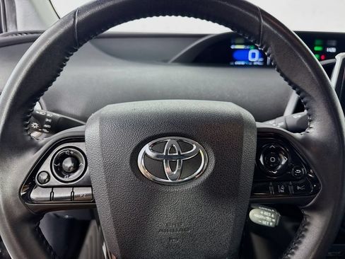 Used 2020 Toyota Prius Prime XLE FWD image 16