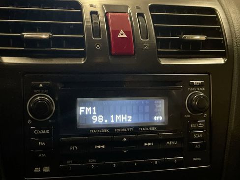 Used 2015 Subaru Forester 2.5i w/ Alloy Wheel Package image 16