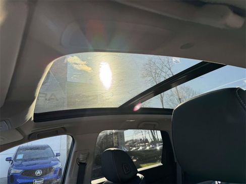 Certified 2022 Acura RDX w/ Technology Package image 18