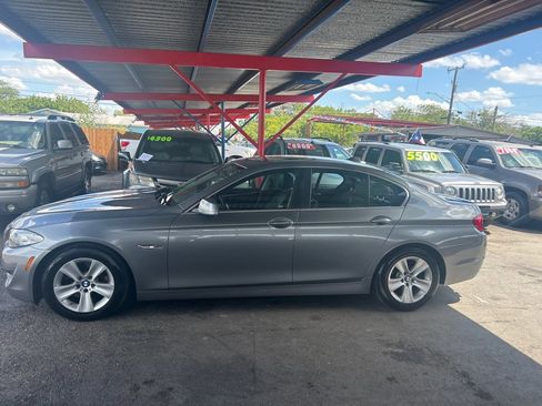 Used 2013 BMW 528i Sedan image 3