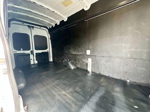 Used 2023 Ford Transit 250 148 High Roof Extended w/ Load Area Protection Package RWD image 32