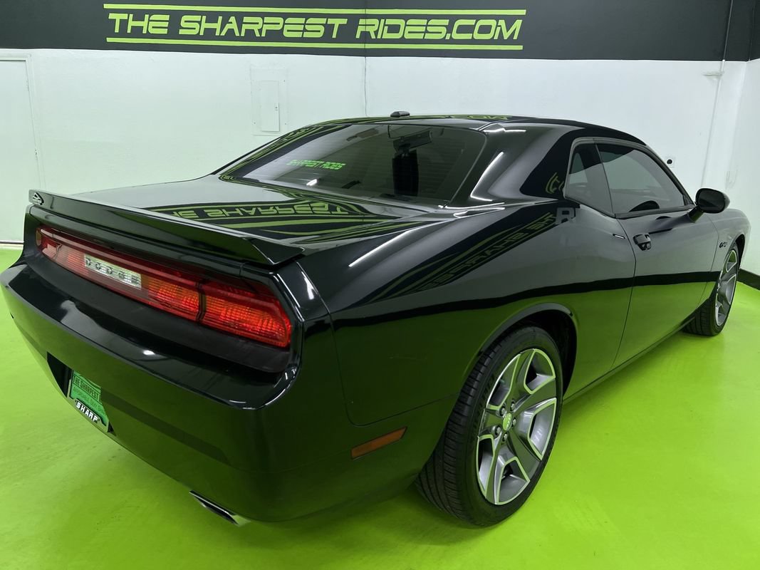 Used 2012 Dodge Challenger R/T RWD image 9